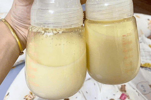 Phân biệt màu sữa mẹ an toàn và dấu hiệu cần cảnh giác